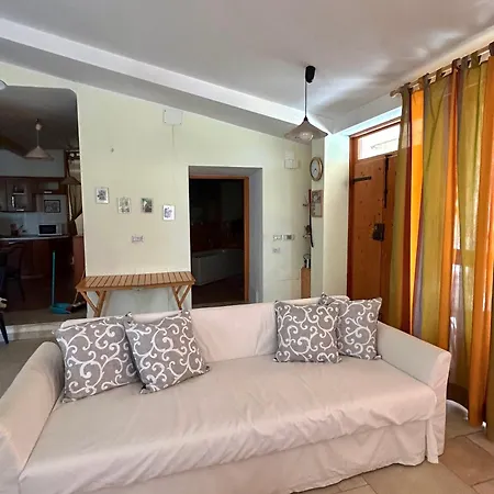 Holiday home Casa Vacanze In Campagna *