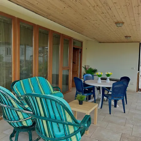 Casa Vacanze In Campagna * San Valentino in Abruzzo Citeriore